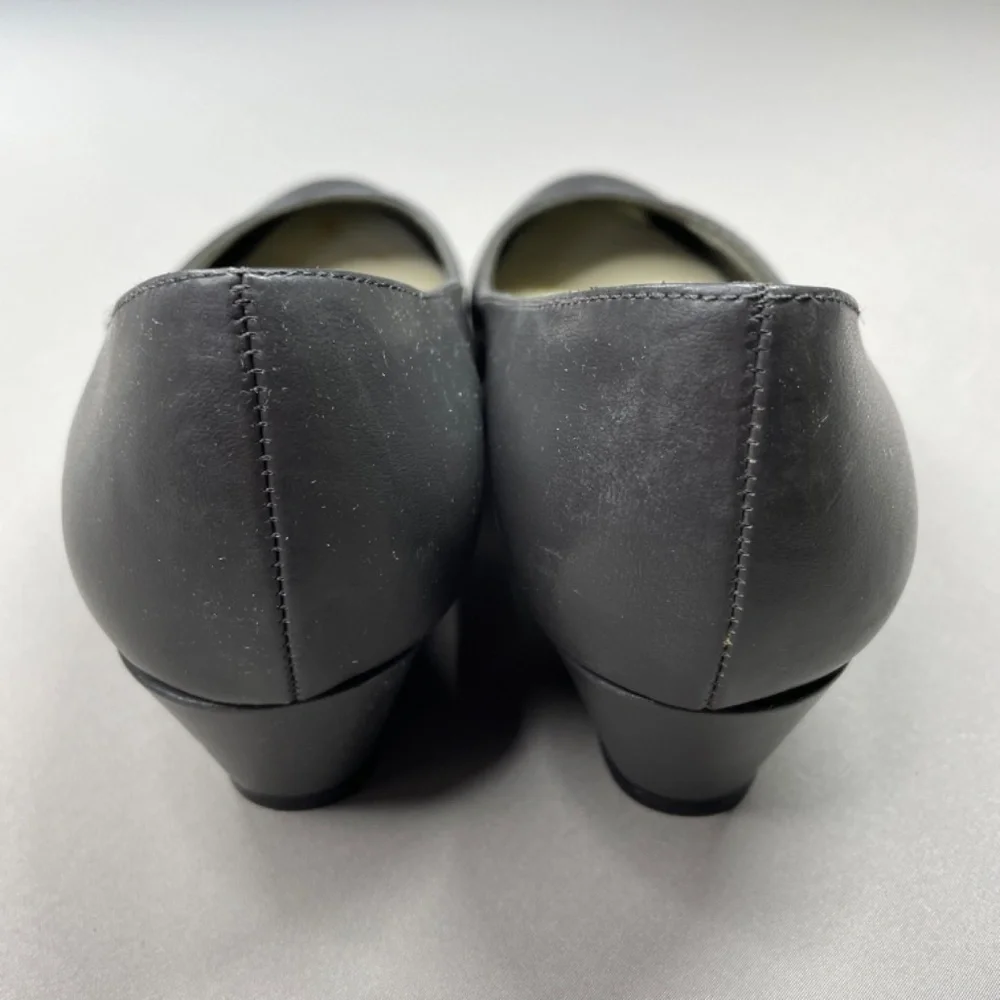 NEW Naturalizer Heels Womens 9 gray faux leather kitten pump classic slip on - Picture 6 of 14